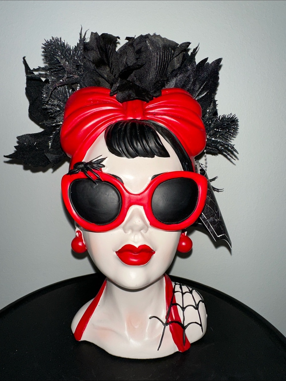 Halloween lady flower bust-Red & Black Fashion Head Vase with Sunglasses